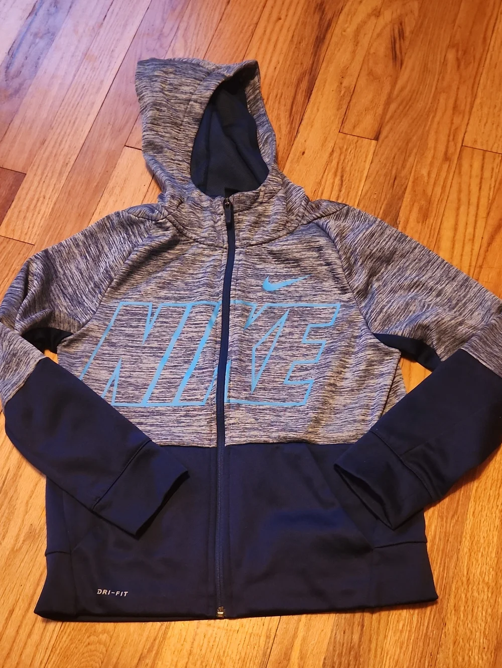 Nike two kids